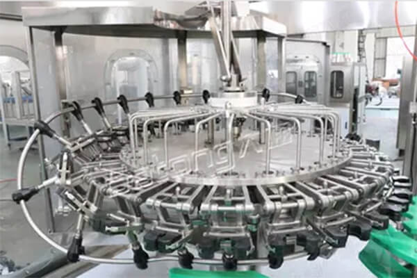 China juice bottling machine