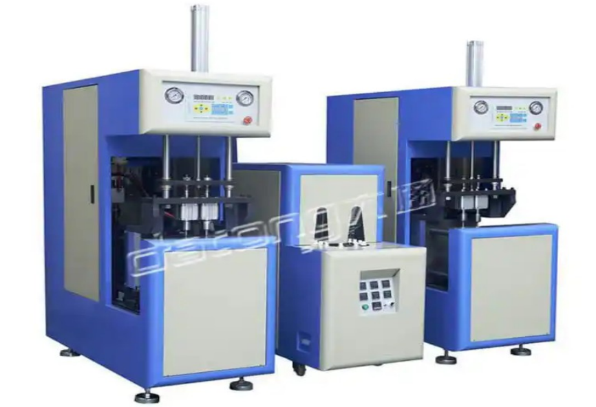 Bottle Blow Molding Machine