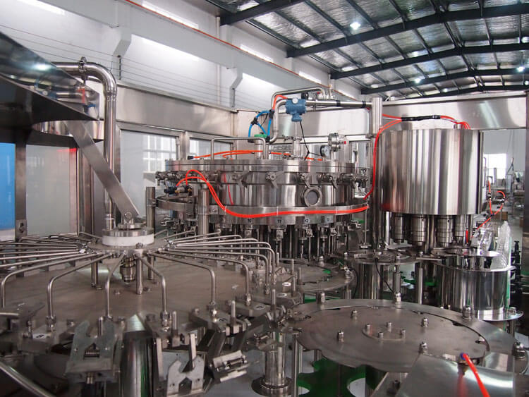 Automatic Carbonated Soft Drink Filling Machine For PET Bottle