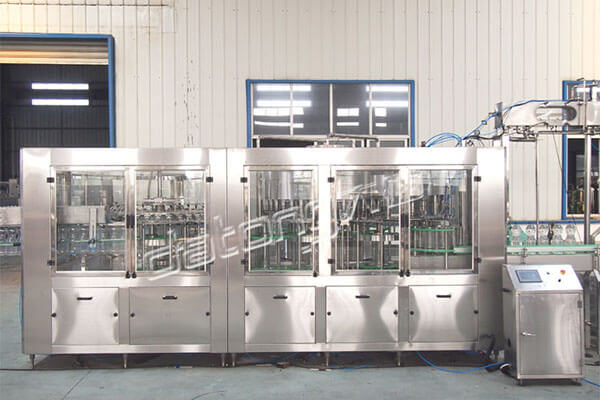 beverage filling machine