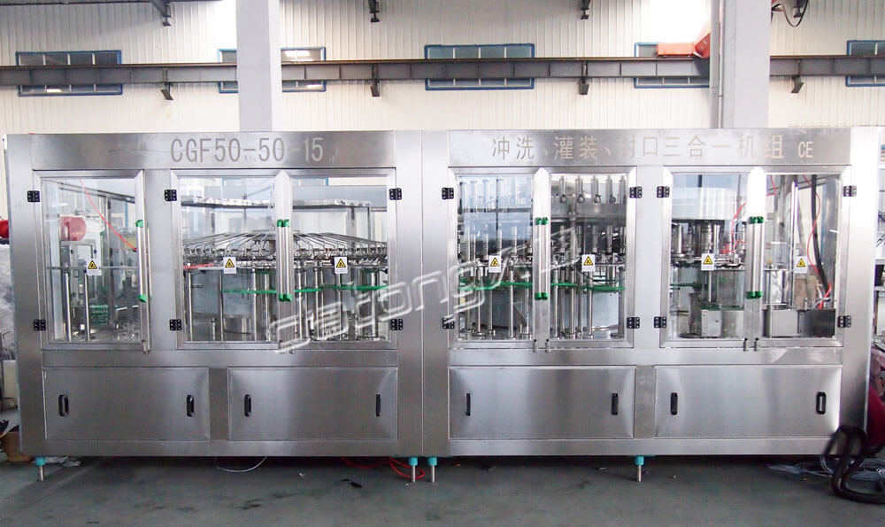 24000BPH 50-50-15 Bottle Mineral Water Filling Machine