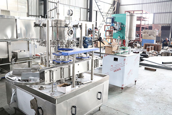 500-1000BPH carbonated drink bottle filling machine