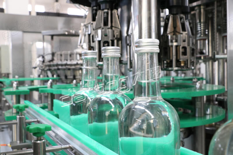 4-in-1 Glass Bottle Juice Filling Machine Production Line