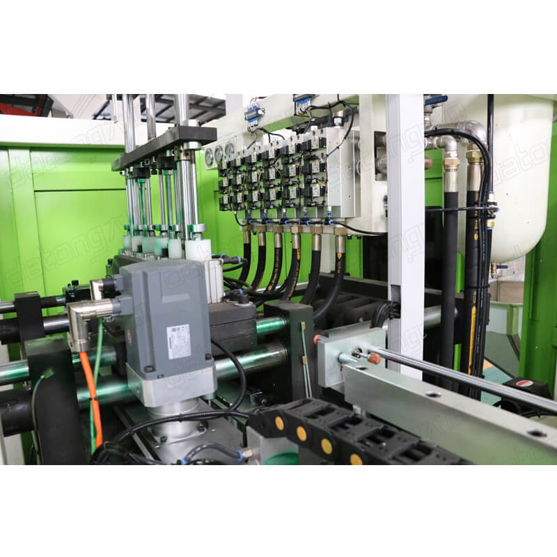 6 Cavity Automatic PET Plastic Bottle Making Machine