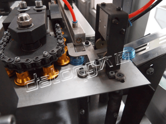 Bottle Blow Molding Machine